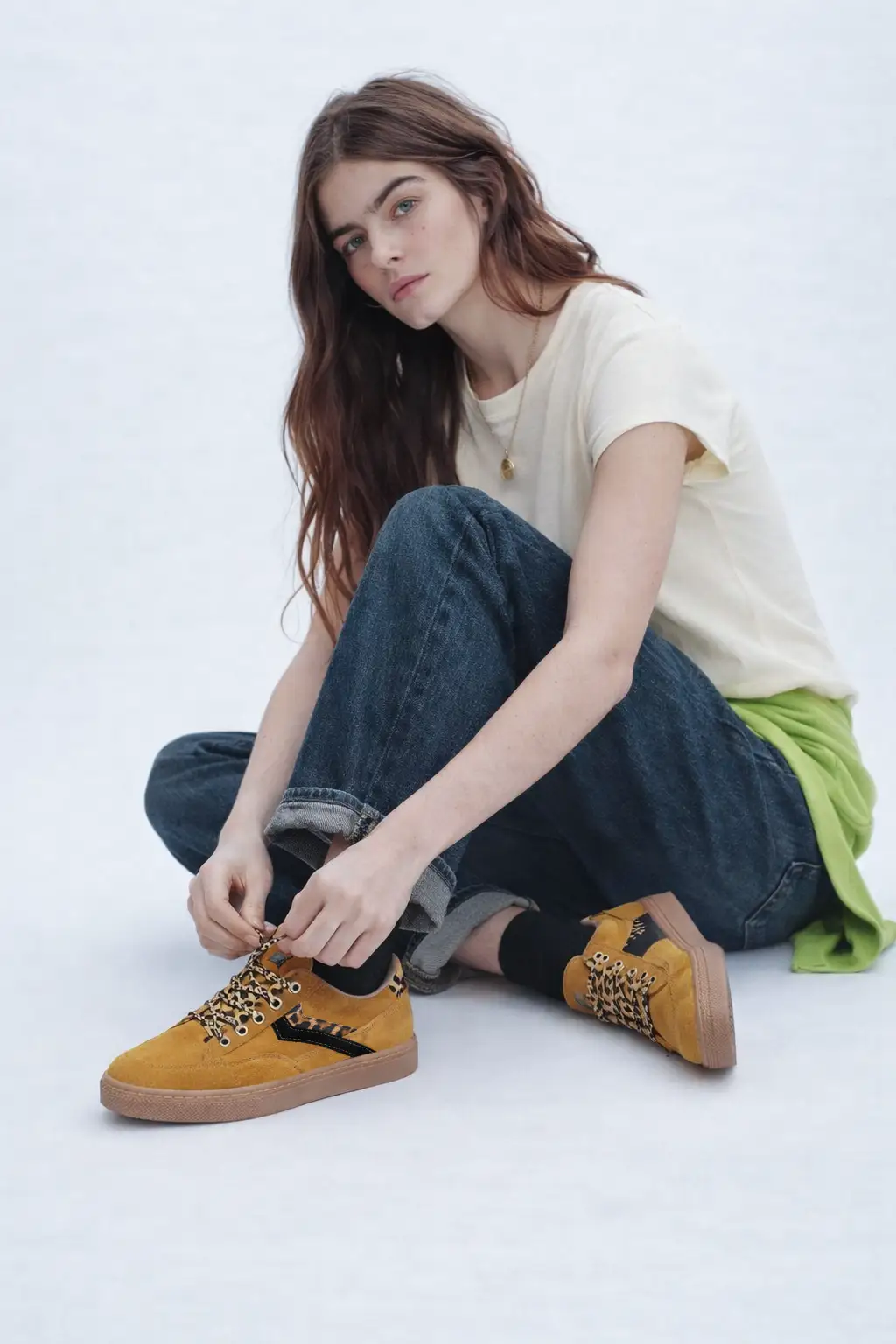 Velur patike mustard