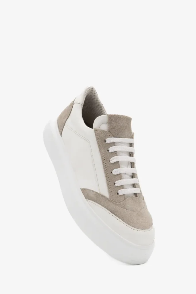 patike sa antilop detaljima