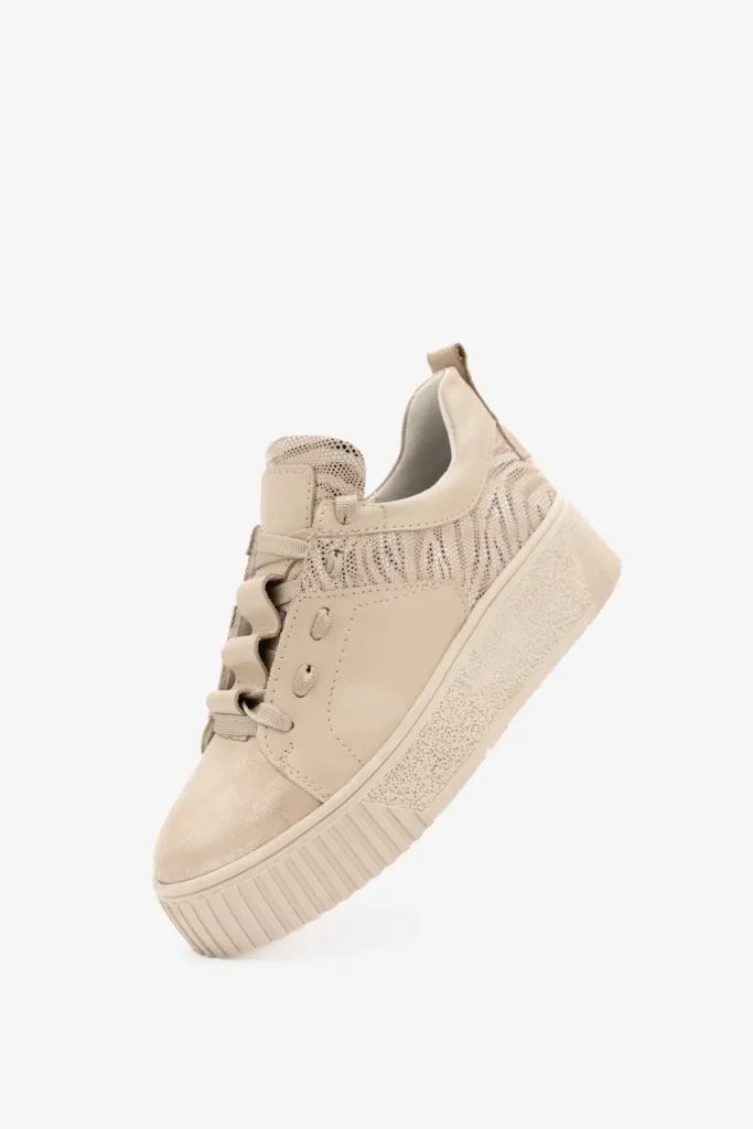 patike sa zebra detaljima