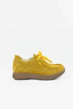 velur patike mustard